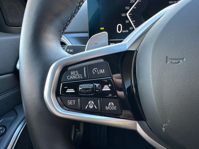 BMW 330 330i M-Sport Touring xDrive