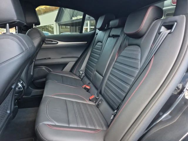 Alfa Romeo Stelvio Q4