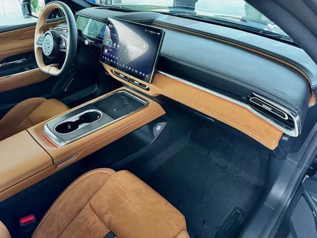 Mazda 6e Plus Takumi