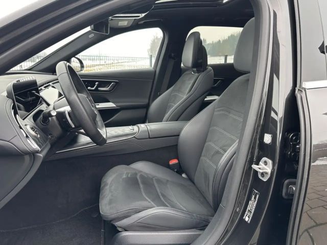 Mercedes-Benz E 220 AMG Line E 220 d Estate