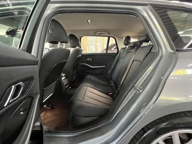 BMW 318 318d Touring