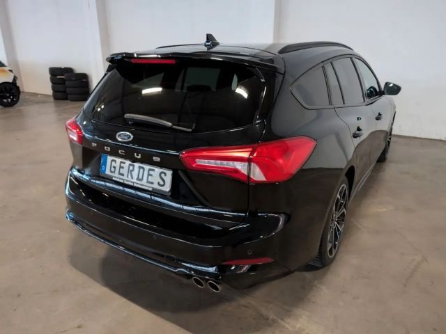Ford Focus ST Line Wagon