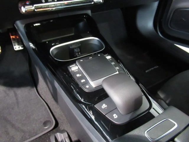 Mercedes-Benz A 35 AMG 4MATIC AMG Line