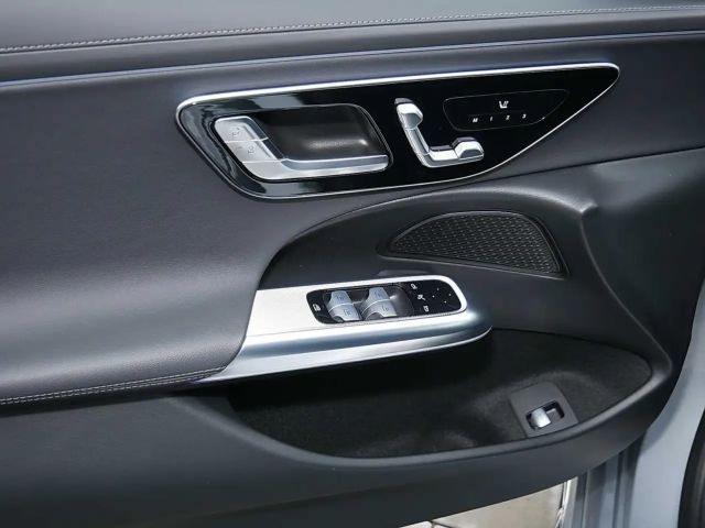 Mercedes-Benz E 450 4MATIC AMG Line Sedan