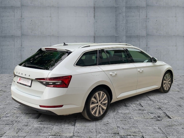 Skoda Superb 2.0 TSI Combi Style Style