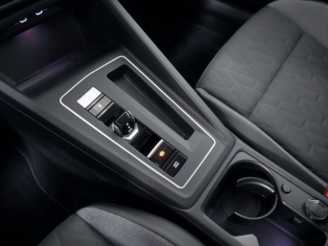 Volkswagen Golf 1.5 eTSI DSG Golf VIII