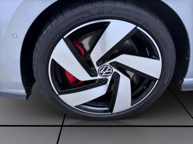 Volkswagen Golf GTI IQ.Drive