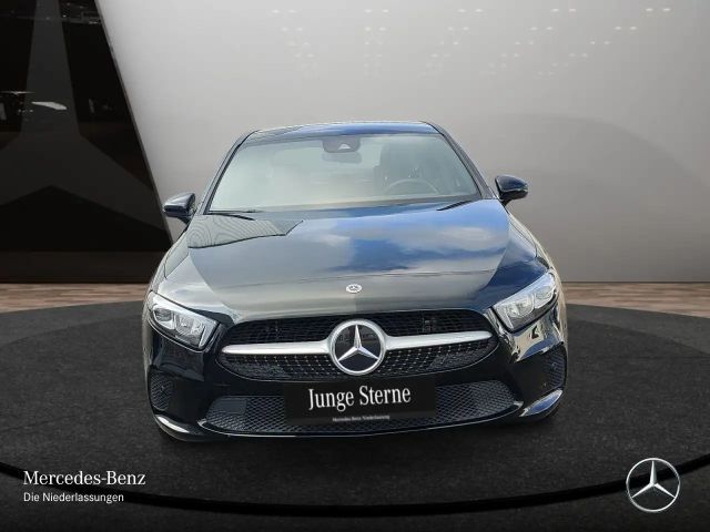 Mercedes-Benz A 250 A 250 e Style