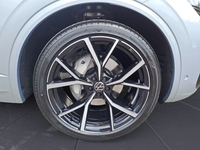 Volkswagen Touareg 4Motion R-Line