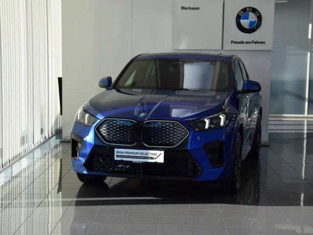 BMW iX2 eDrive20