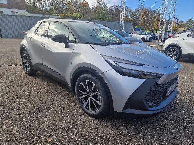 Toyota C-HR Hybride Team D
