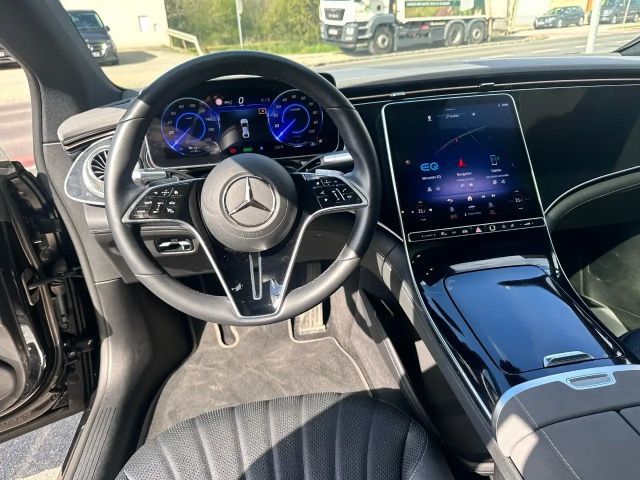 Mercedes-Benz EQS 350 Sedan
