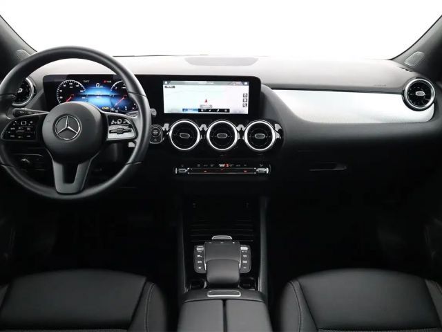 Mercedes-Benz GLA 180 GLA 180 d