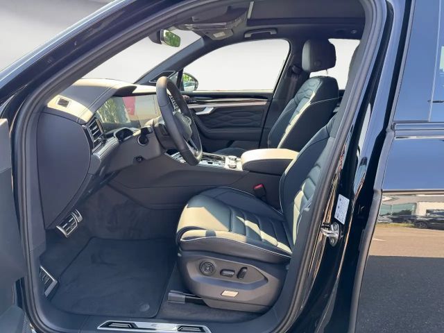 Volkswagen Touareg 4Motion R-Line