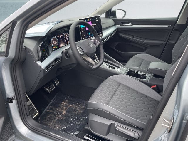 Volkswagen Golf 1.5 eTSI DSG Golf VIII