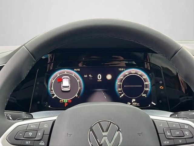 Volkswagen Golf 1.5 eTSI DSG IQ.Drive