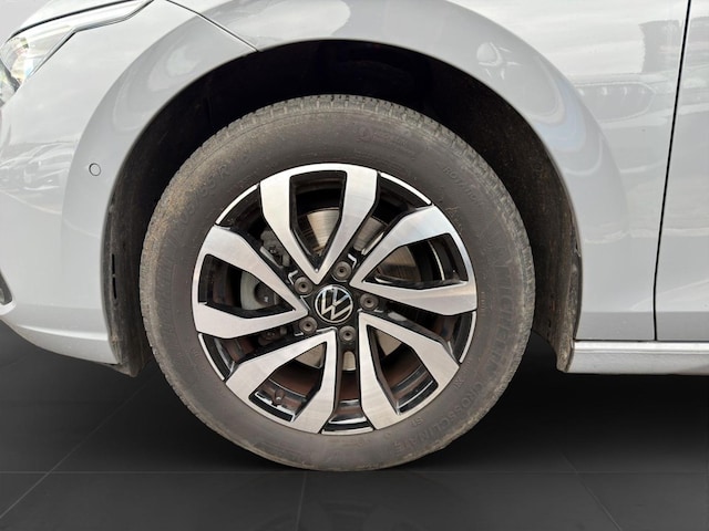 Volkswagen Golf 1.0 TSI IQ.Drive