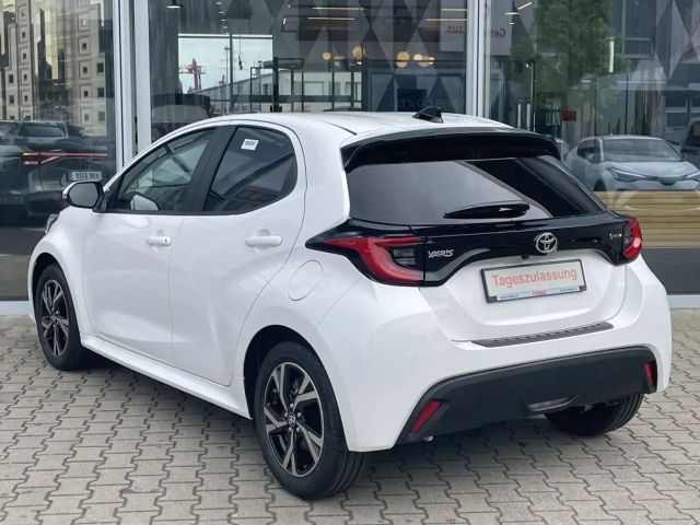 Toyota Yaris Hatchback Hybride VVT-i