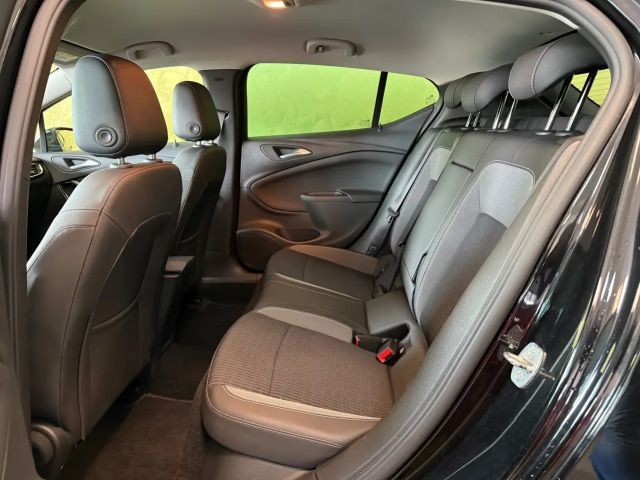 Opel Astra Business Elegance Turbo