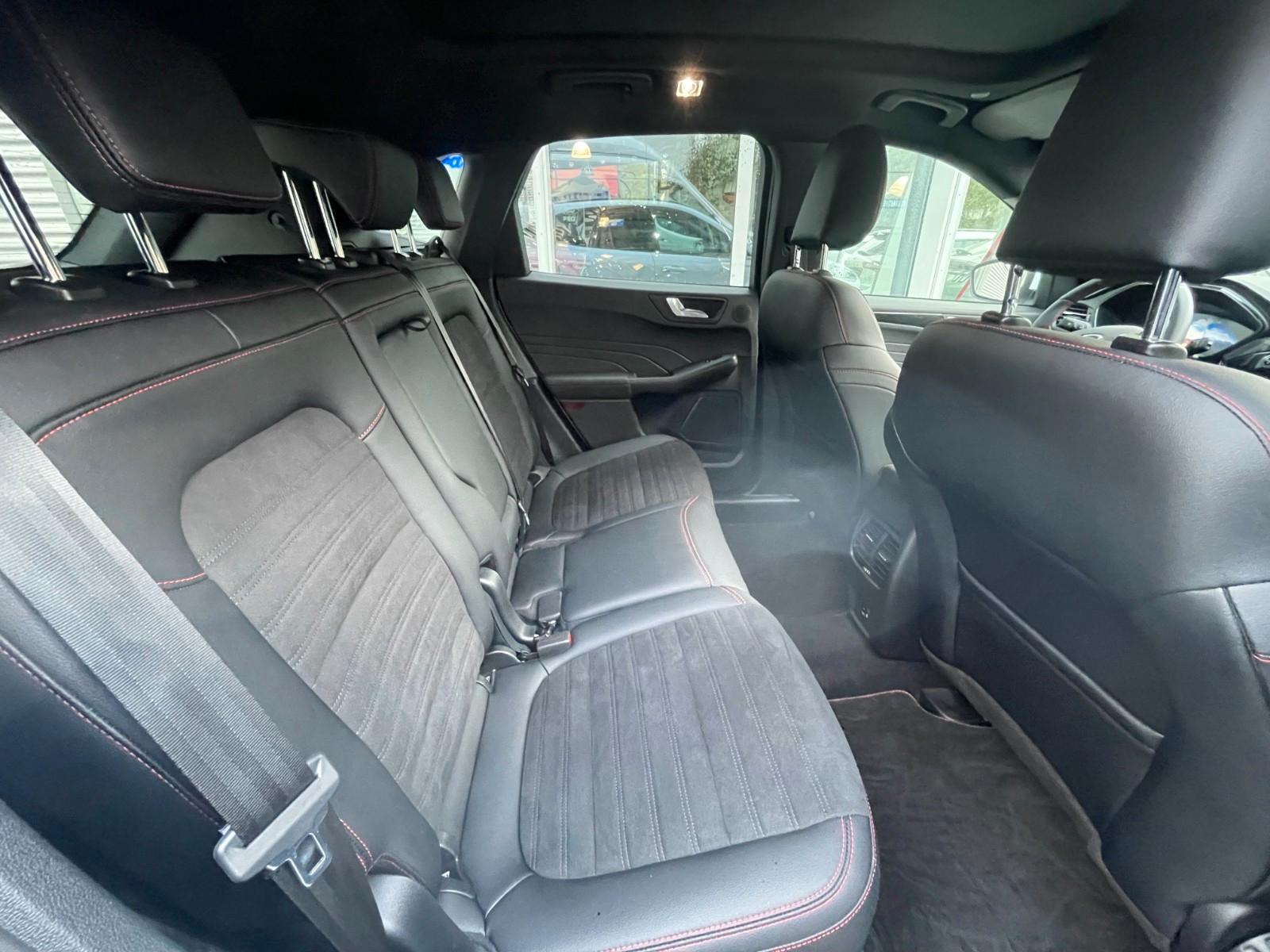 Ford Kuga Plug in Hybrid ST Line X