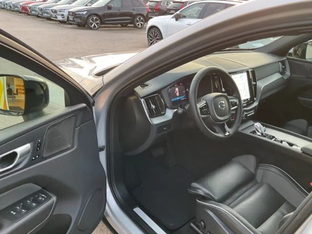 Volvo XC60 Dark Plus