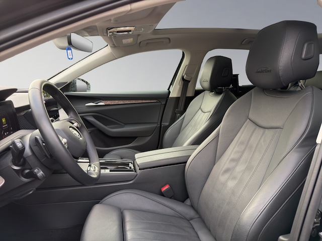 Skoda Superb 2.0 TDI Combi