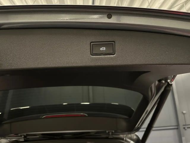 Volkswagen Tiguan Allspace IQ.Drive R-Line