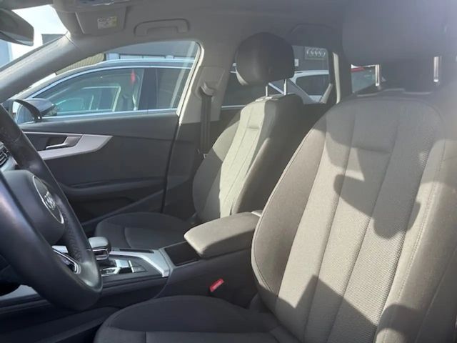 Audi A4 35 TDI Avant