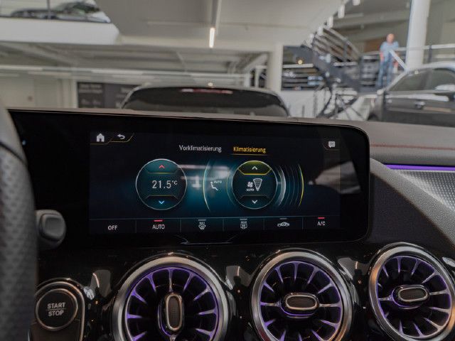 Mercedes-Benz EQA 300 4MATIC