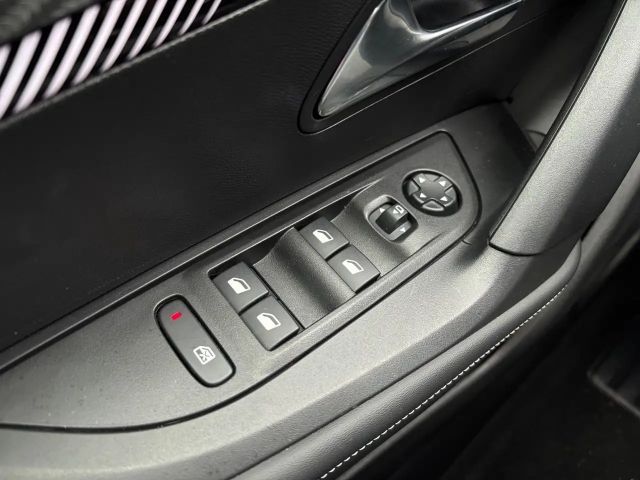Peugeot 2008 Allure Pack PureTech
