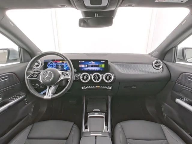 Mercedes-Benz EQA 300 4MATIC Progressive