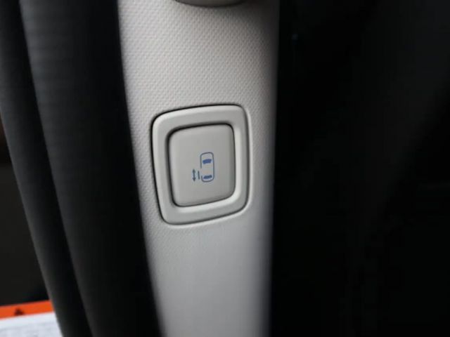 Hyundai Staria Trend