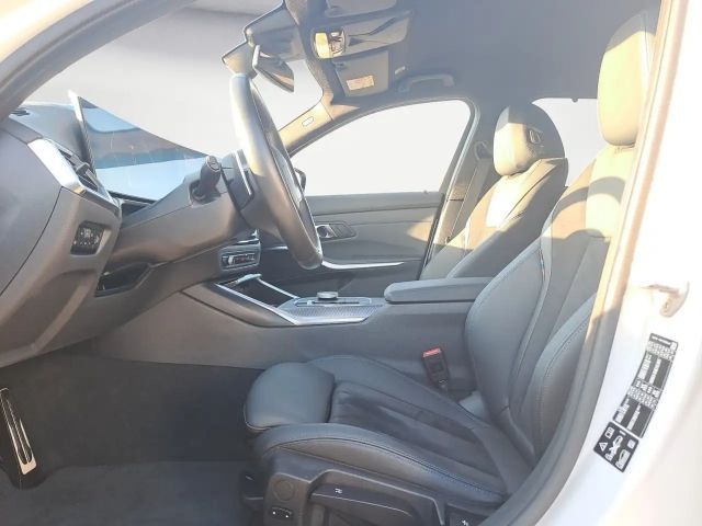 BMW 320 320d M-Sport Touring xDrive