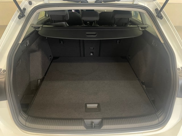 Volkswagen Golf 2.0 TDI Golf VIII Life Variant