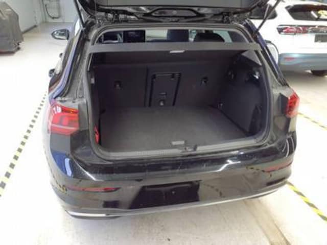 Volkswagen Golf 1.5 eTSI DSG