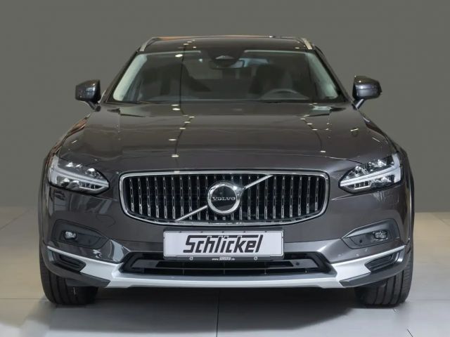 Volvo V90 Cross Country AWD Plus