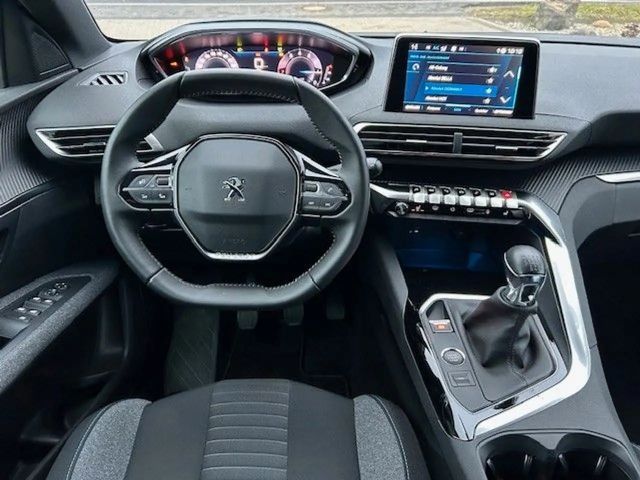 Peugeot 5008 Active Pack