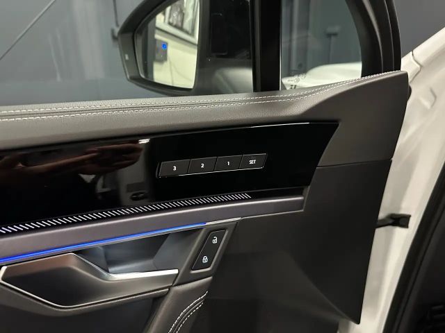 Volkswagen Touareg R-Line Style