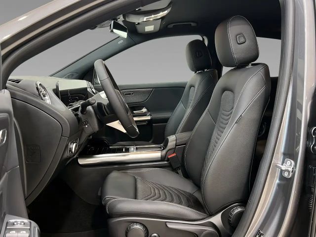 Mercedes-Benz GLA 200 Progressive