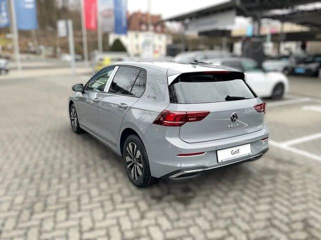 Volkswagen Golf 1.5 eTSI DSG