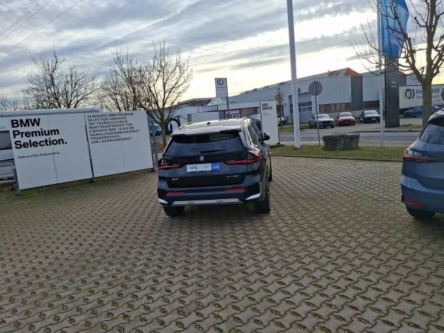 BMW X1 xDrive23i