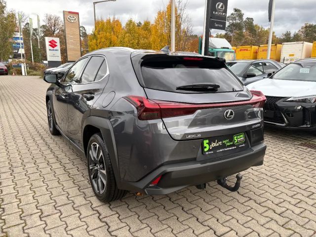 Lexus UX 250h Style Edition