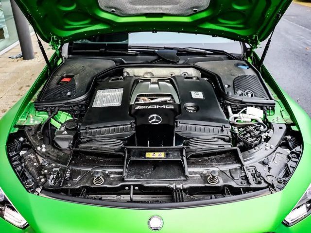 Mercedes-Benz AMG GT 4MATIC+ AMG Line