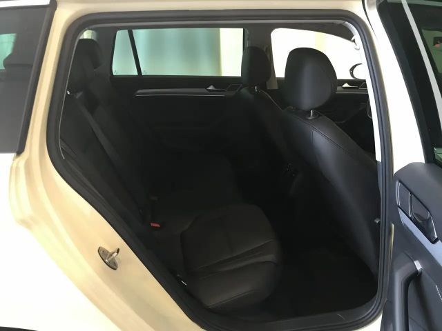 Volkswagen Passat 2.0 TDI DSG Variant