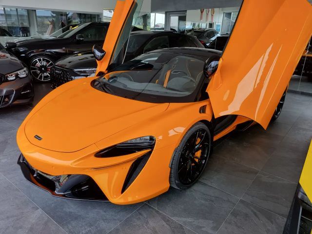 McLaren Artura Performance Black Paket Lift Sport Auspuff Clubsp.