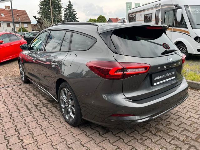 Ford Focus ST Line Wagon