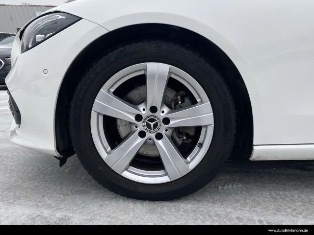 Mercedes-Benz C 180 AVANTGARDE Sedan