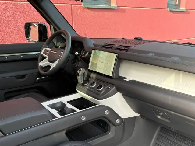 Land Rover Defender 3.0 90 D200 S