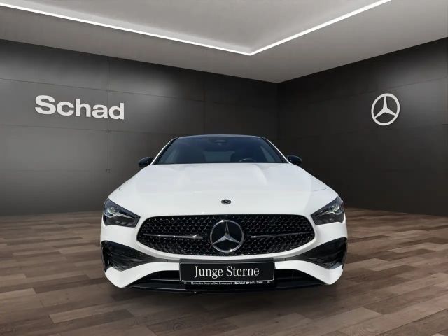 Mercedes-Benz CLA 180 AMG Line Coupé