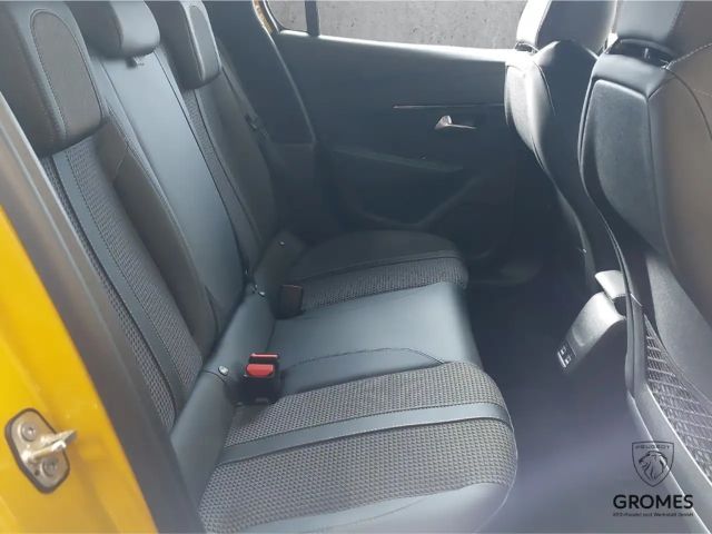 Peugeot E-208 e- GT136 Panorama Navi  LED ACC Klimaautom